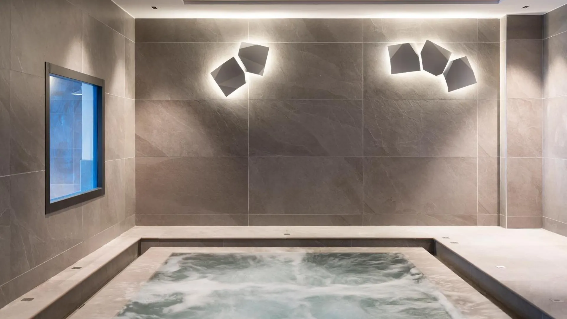 ***** Appart hôtel Mgm Hotels & Residences - Residence Manaka La Plagne France